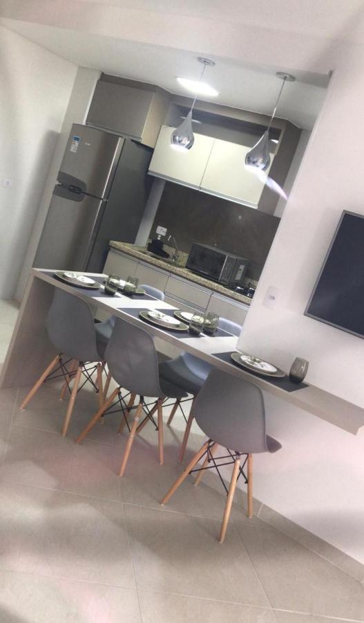 Apartamento Enseada Гуаружа Экстерьер фото